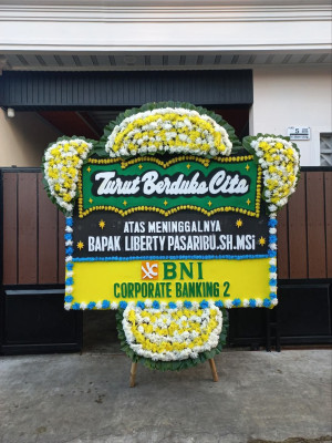Papan Bunga Duka di Pagindar